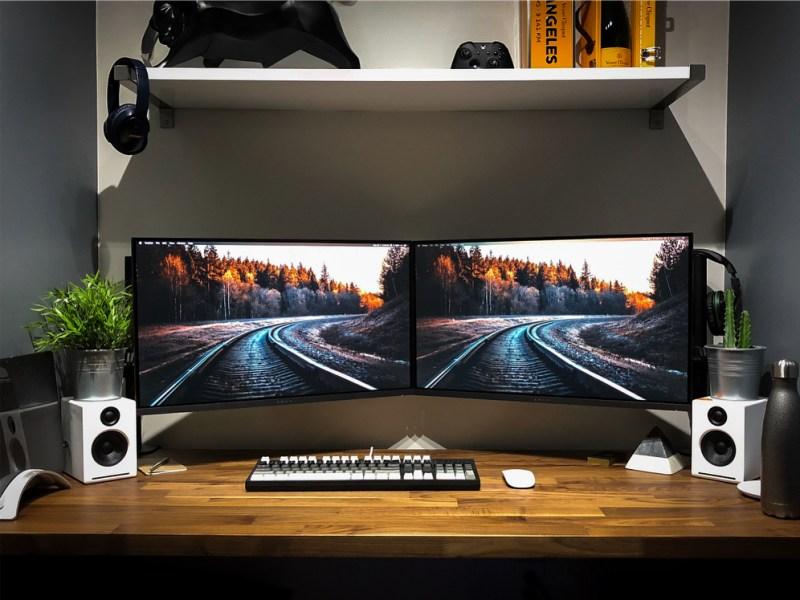 dual monitor desk setup